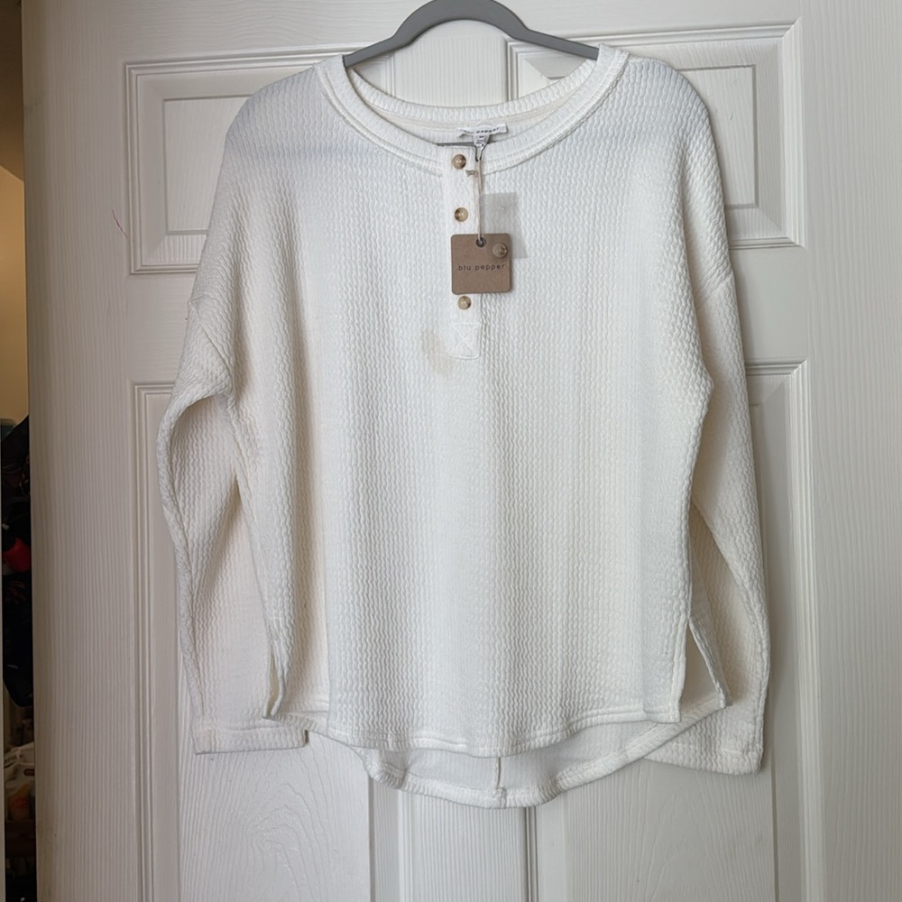Blu Pepper White Ribbed Top - Picture 2 of 5